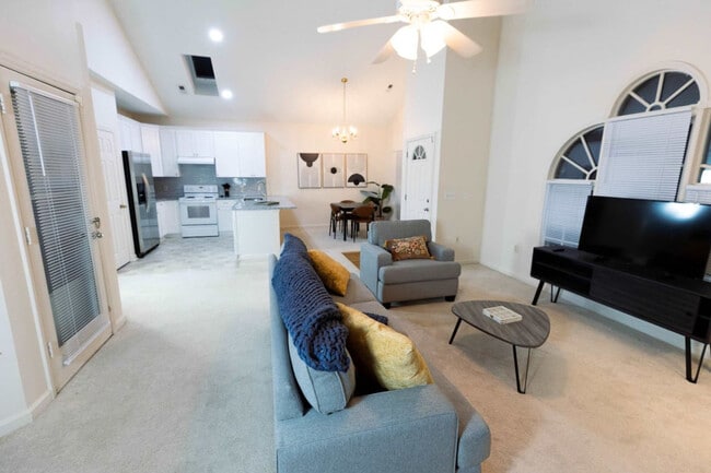 Photo - 126 Sterlingdaire Dr Unit ID1045883P