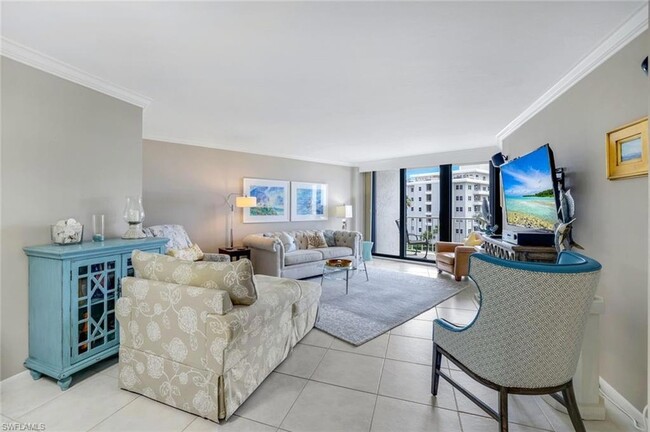 Photo - 260 Seaview Ct