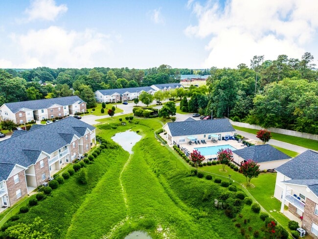Photo - Britt Lake Apartments