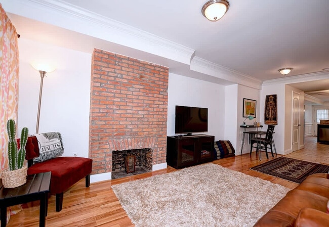 Building Photo - 519 S Chester St Unit SI ID1562534P