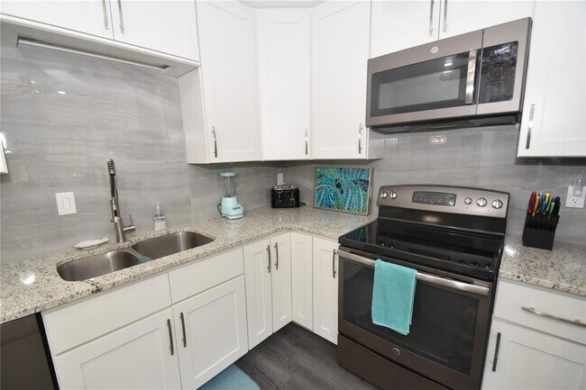 Photo - 1647 Brookhouse Ct Unit BR146