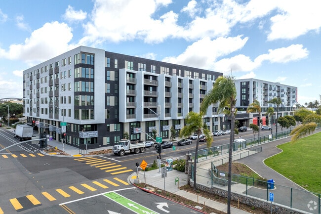 Building Photo - Winslow