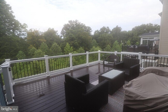 Photo - 3348 Burton Dr
