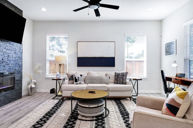 Photo - 1214 Hays St Unit ID1377371P