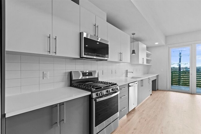 Photo - 4004 Banister Ln Unit 309