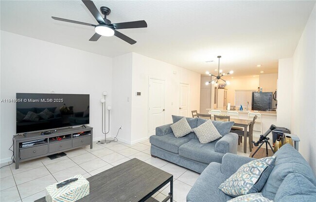 Building Photo - 2820 NW 180th St