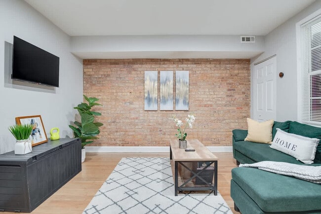 Photo - 1255 Raum St NE Unit ID1388283P