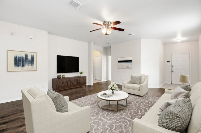 Photo - 914 Colewick Ct