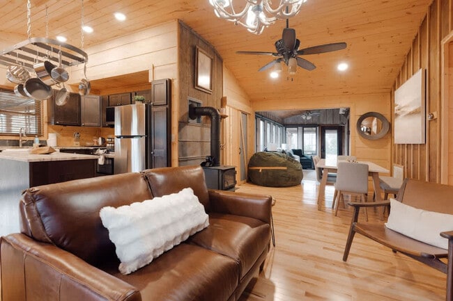 Photo - 521 Baywood Dr Unit ID1397963P