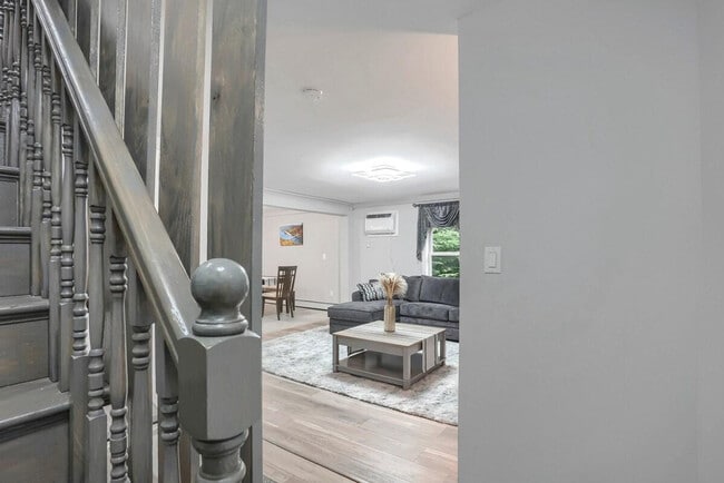 Photo - 751 US-9W Unit ID1056679P