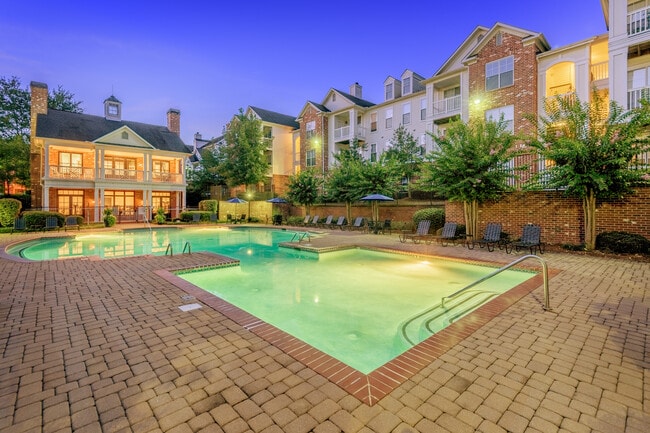 Building Photo - Jackson Square