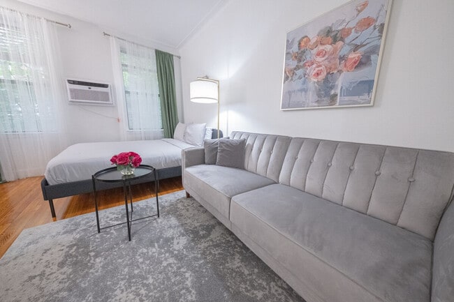 Photo - 328 E 74th St Unit SI ID1031973P