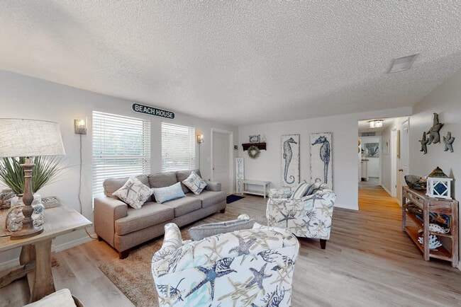 Building Photo - 4109 128th St W Unit SI ID1591515P
