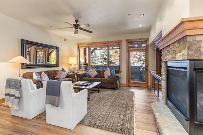 Photo - 2900 Blackhawk Ct Unit SI ID1564269P