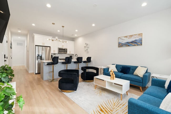 Photo - 3715 S Giles Ave Unit ID1228640P