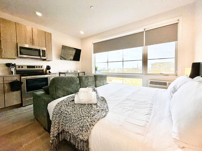 Photo - 501 N Perth St Unit SI ID1289477P