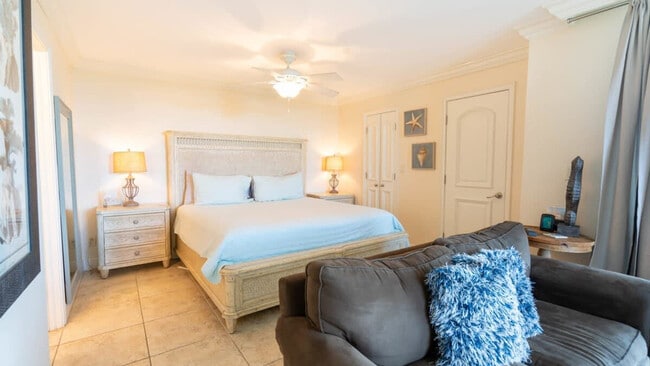 Building Photo - 5500 Bonita Beach Rd SW Unit FL10-ID1226354P