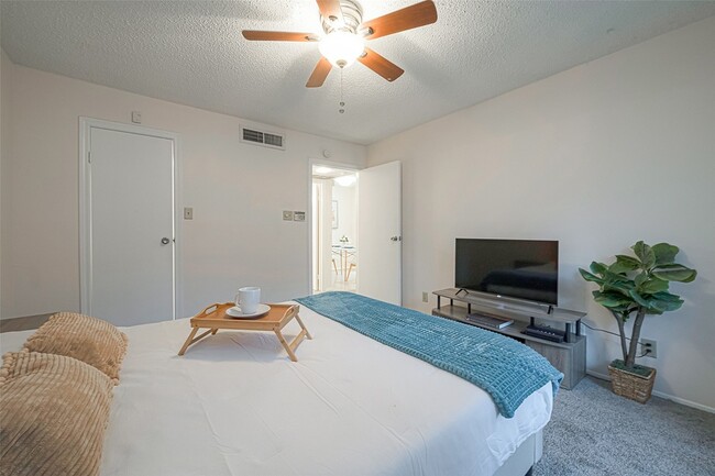 Photo - 7900 N Stadium Dr Unit 126