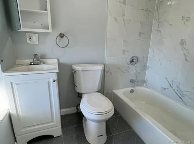 Photo - 455 E Main St Unit 3R