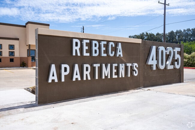 Building Photo - Rebeca Apartments