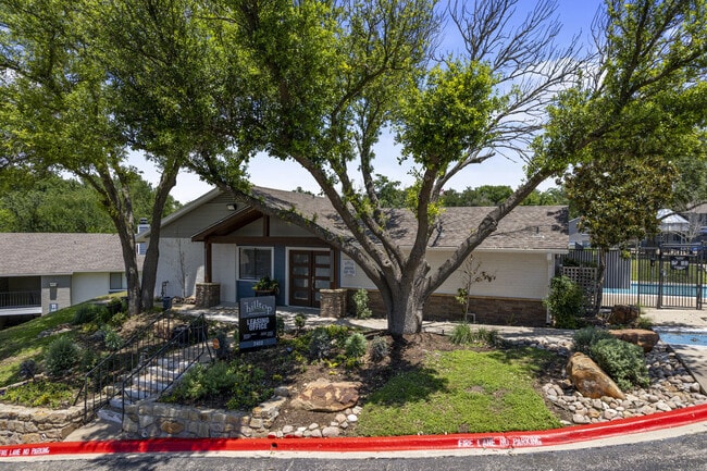 Building Photo - The Hilltop Apartment Homes
