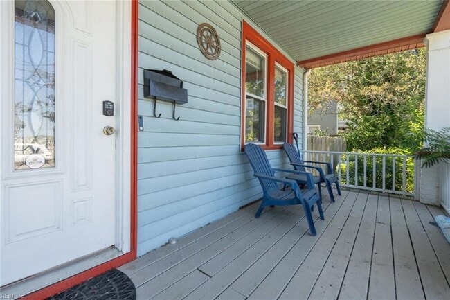 Photo - 1519 Mathews Terrace