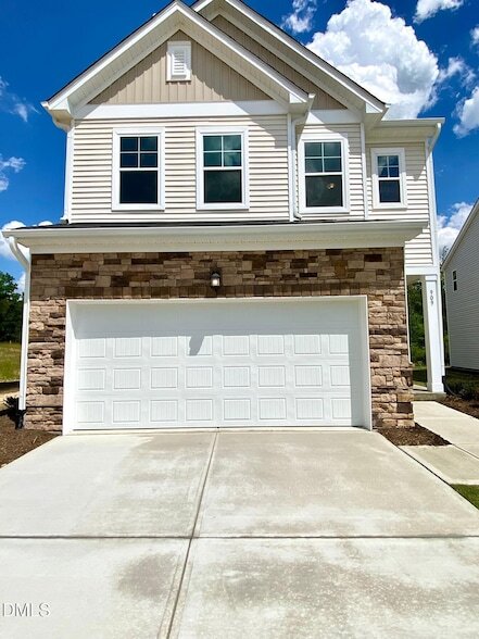 Building Photo - 909 Aspen Pointe Trl