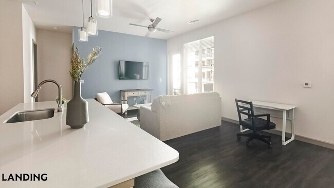 Photo - 1711 Caroline St Unit 412