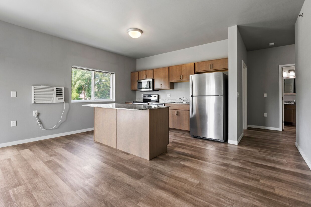 Floor Plan - 2 Bedroom 2 Bathroom Apartment