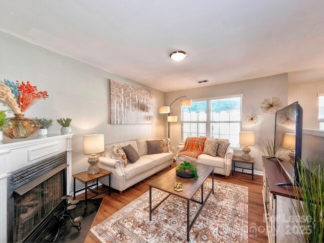 Photo - 11316 Morgan Valley Ln