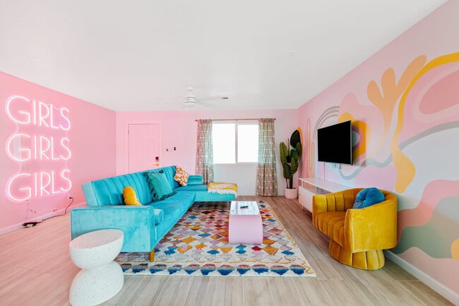 Building Photo - 7840 E Belleview St Unit ID1018168P