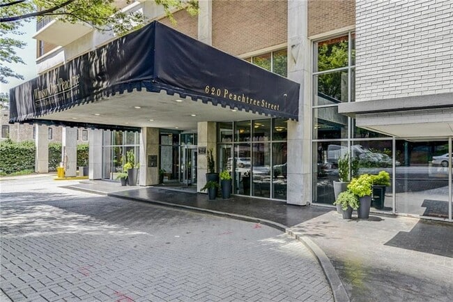 Photo - 620 Peachtree St NE Unit 706