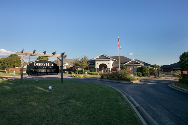 Photo - Berry Hill Apartments