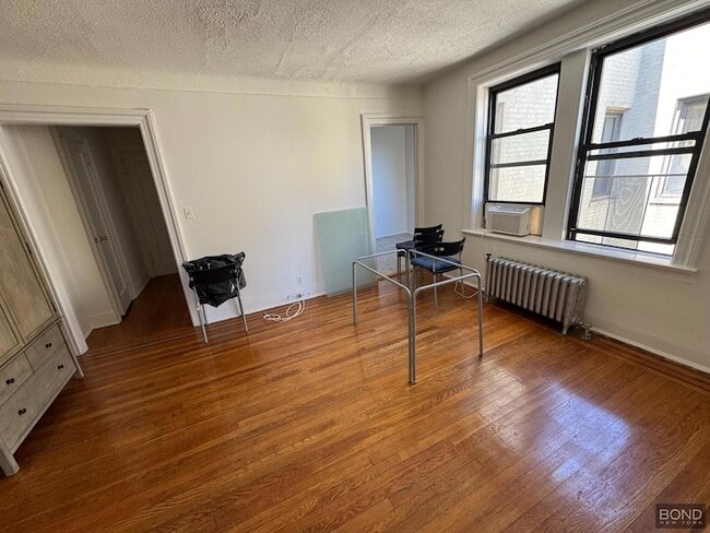 Photo - 32-15 35th St Unit F6