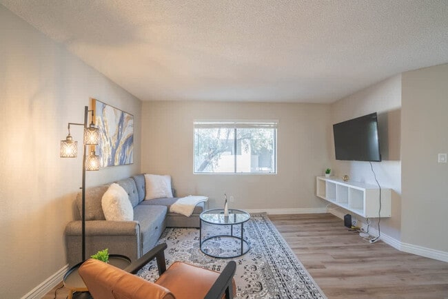 Building Photo - 8550 E McDowell Rd Unit ID1263213P