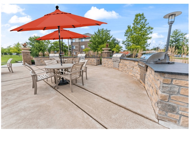 Photo - Prairie Lakes Apartments