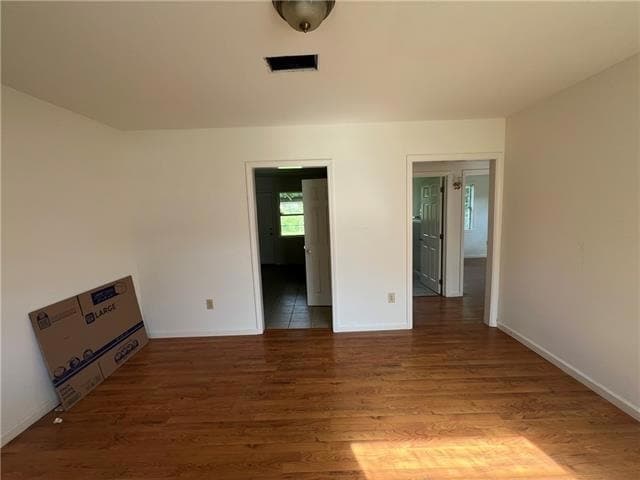 Photo - 713 Community St