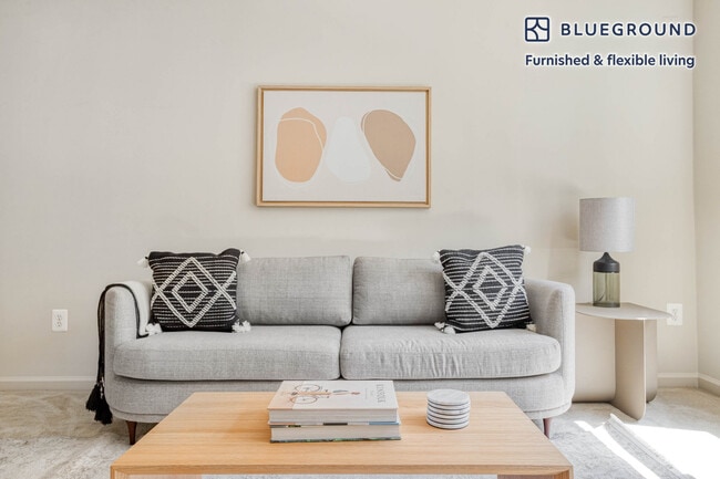 Photo - 305 10th Street South Unit FL2-ID562