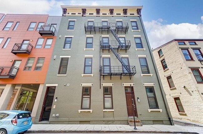 Photo - 27 Mercer St