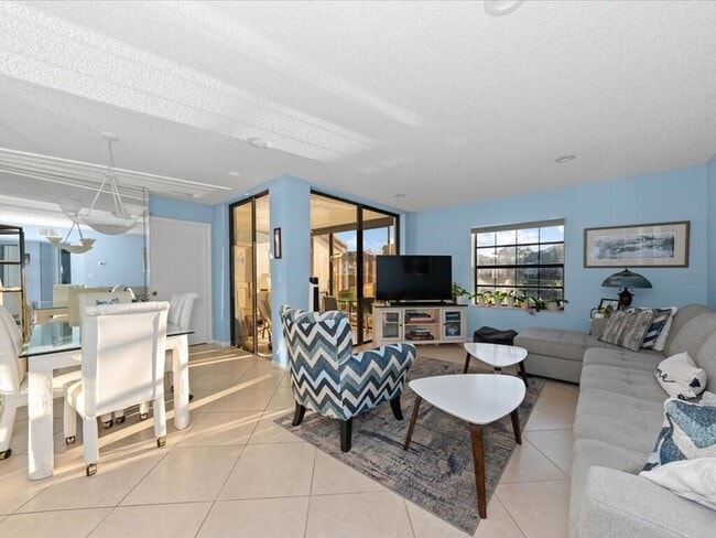 Photo - 5415 Verona Dr