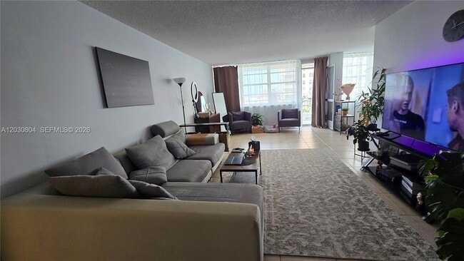 Photo - 250 174th St Unit 314