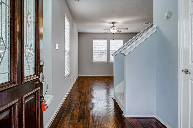 Photo - 24522 Folkstone Cir