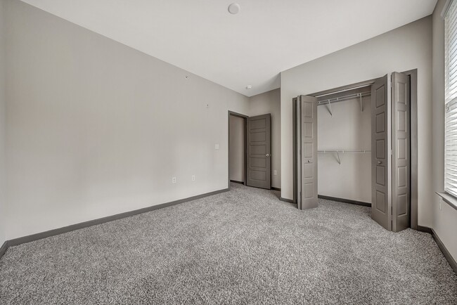 Photo - Avellan Springs Apartments