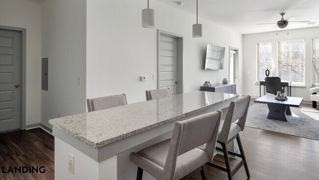 Photo - 100 Wildwood Ct Unit 8-833