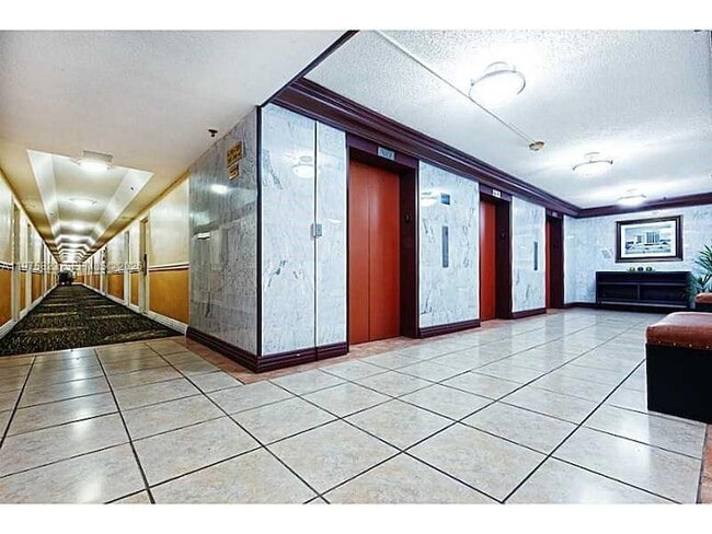 Photo - 19201 Collins Ave Unit 432