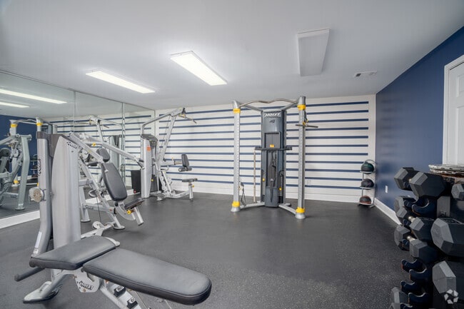 Fitness Center - Stratford Ridge