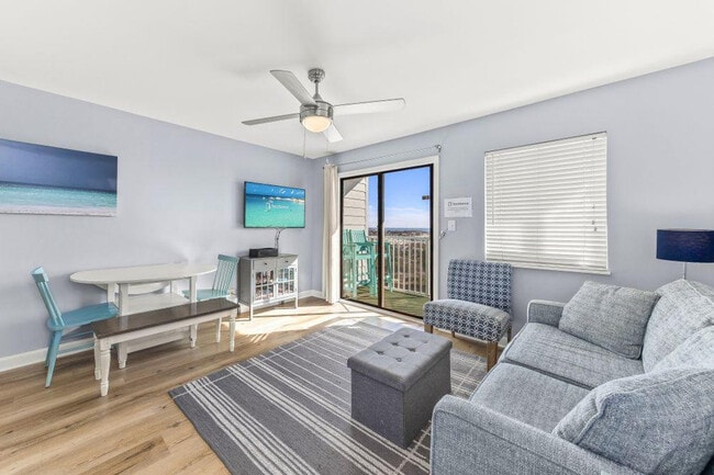 Building Photo - 405 Plantation Rd Unit ID1266225P