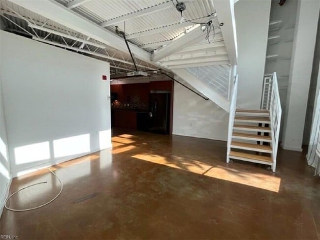 Photo - 415 St Pauls Blvd Unit 103