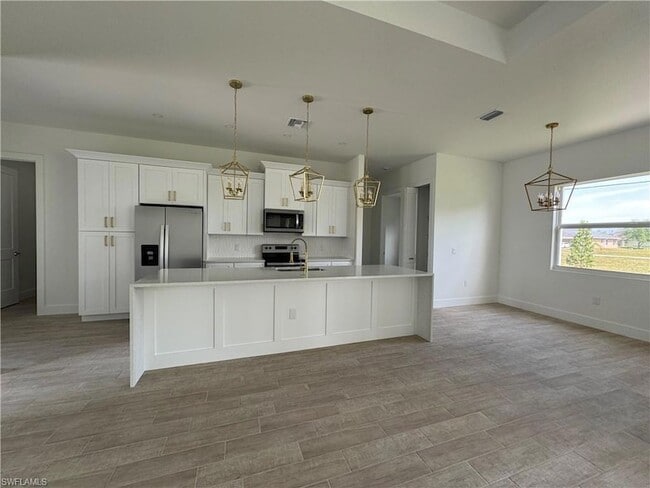 Photo - 1421 NE 17th Ave