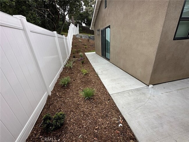 Photo - 1155 N Currier Ave